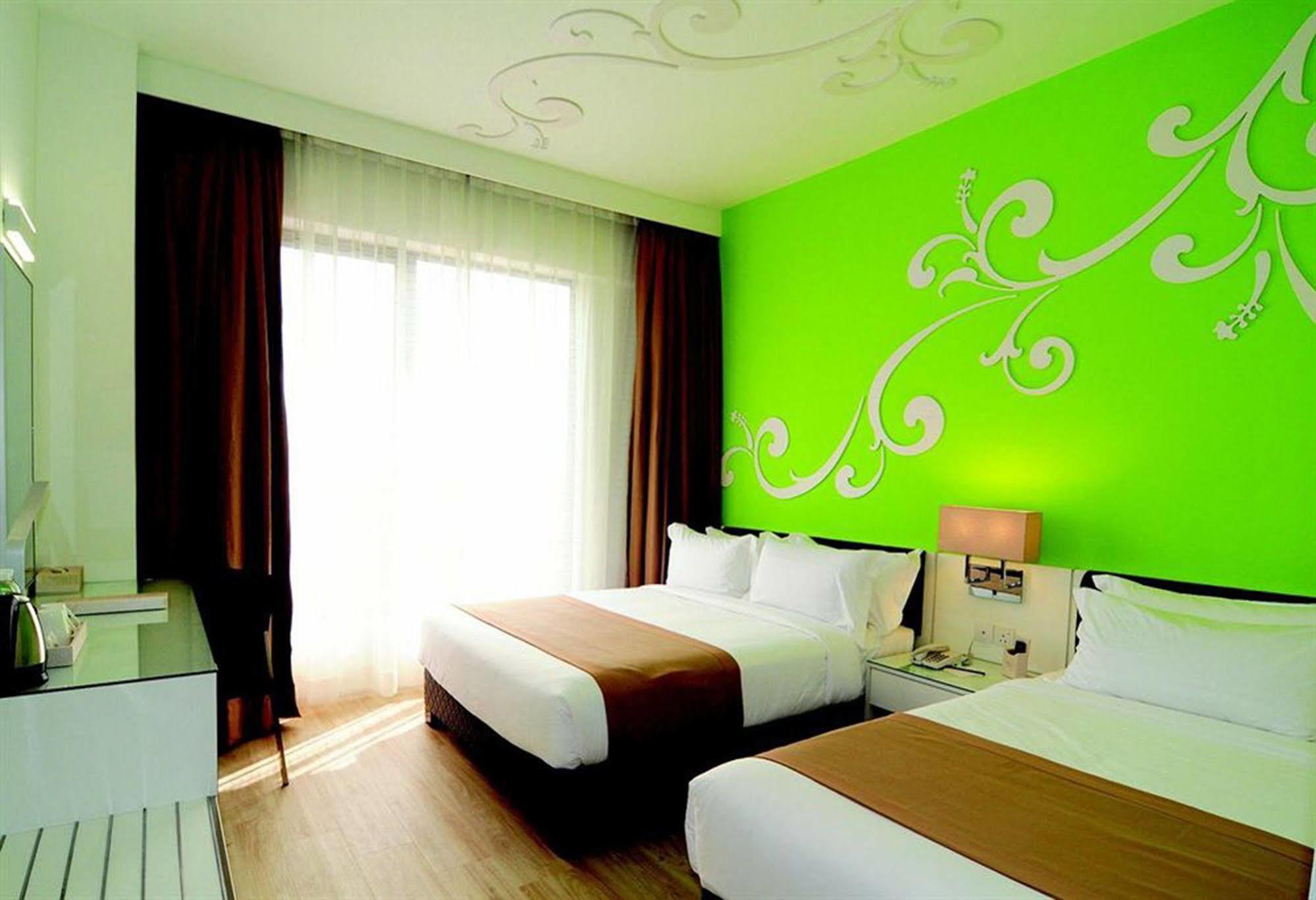 Kings Green Hotel City Centre Melaka Buitenkant foto